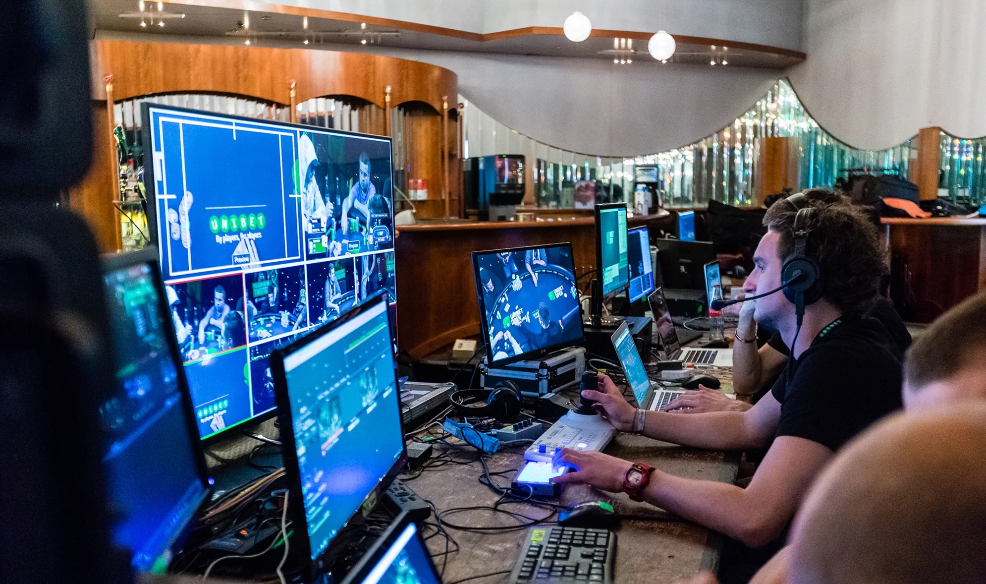 Old Unibet Open Logo